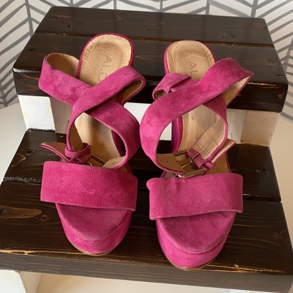 Aldo - Pink Wedge Sandals - Picture 3 of 5